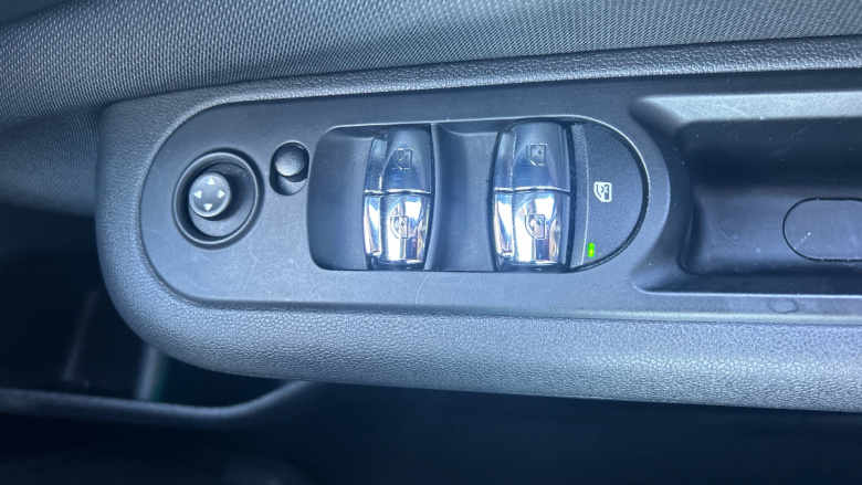 MINI Clubman 1.5 Cooper Classic 6dr Petrol Estate